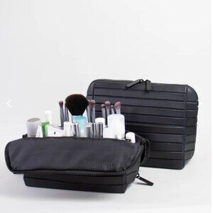 Parallelle the medium onyx traveller